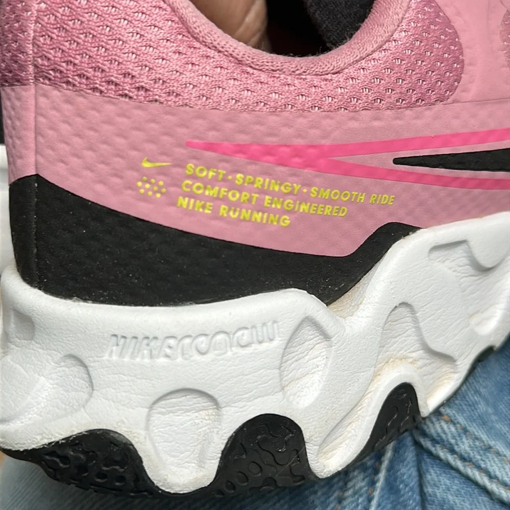 Nike Renew sneakers. Good condition Would be fantastic camp shoes! - Picture 11 of 11